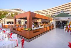 GRAND BLUE SKY HOTEL Restaurants