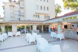 GRAND MIRAMOR HOTEL Bars