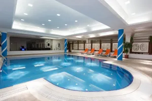 GRAND MIRAMOR HOTEL Pools & Beach