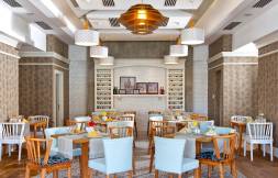 GRAND PARK LARA Restaurants