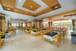 GRAND RING HOTEL Restaurants