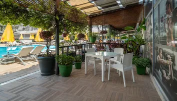 GRAND VIKING HOTEL Restaurants