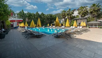 GRAND VIKING HOTEL Pools & Beach