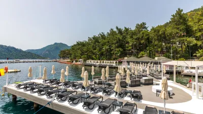 GRAND YAZICI MARMARIS PALACE Pools & Beach