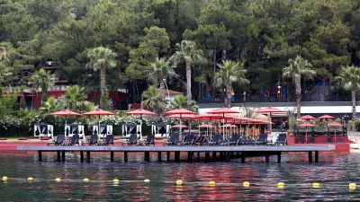 GRAND YAZICI MARMARIS PALACE Pools & Beach