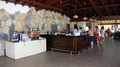 GREEN BAY RESORT-SPA Bars