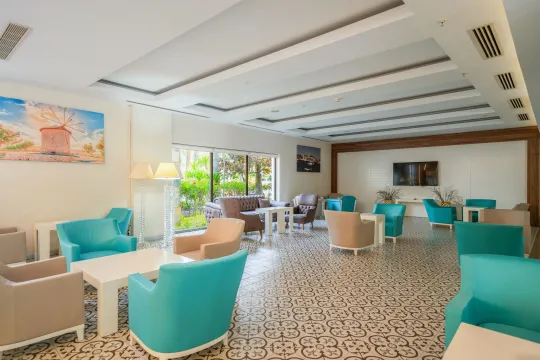 GREEN BAY RESORT-SPA Lobby