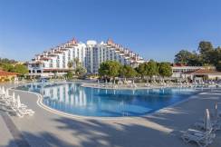 GREEN MAX HOTEL Pools & Beach