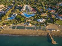 GREEN MAX HOTEL Pools & Beach