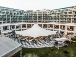 GREEN NATURE DIAMOND Restaurants