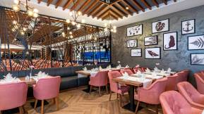 GREENWOOD SUITES RESORT (ex.SHERWOOD SUITES RESORT) Restaurants