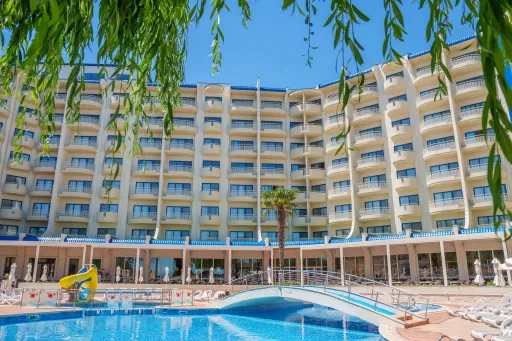 GRIFID CLUB HOTEL ARABELLA Pools & Beach