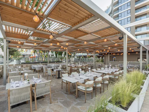 GRIFID HOTEL NOA Restaurants