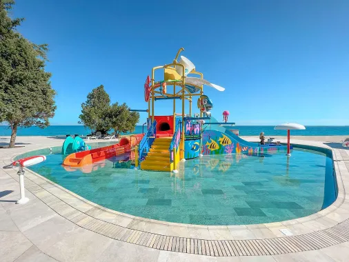 GRIFID HOTEL NOA Pools & Beach