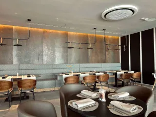 GRIFID HOTEL NOA Restaurants