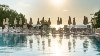 GRIFID HOTEL VISTAMAR Pools & Beach