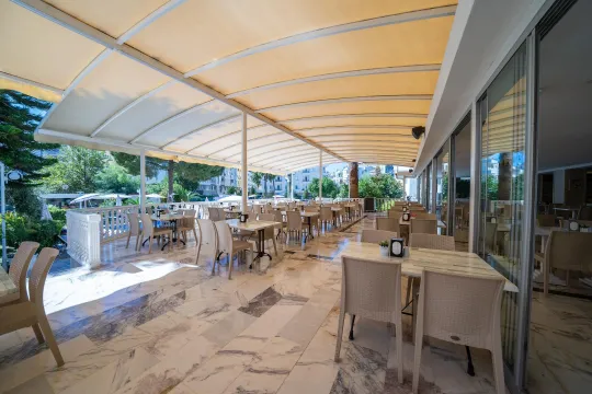 HALICI HOTEL Restaurants