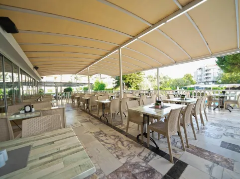 HALICI HOTEL Restaurants