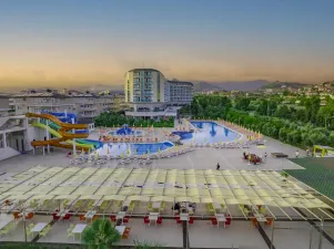 HEDEF BEACH RESORT