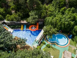 HILLSIDE BEACH CLUB Pools & Beach