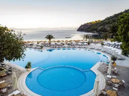 HILLSIDE BEACH CLUB Pools & Beach