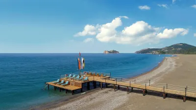 HILTON DALAMAN SARIGERME RESORT AND SPA Pools & Beach