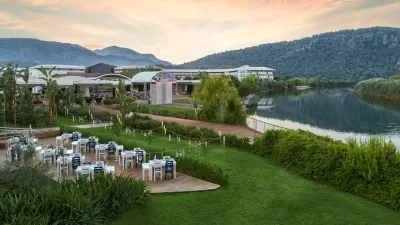 HILTON DALAMAN SARIGERME RESORT AND SPA Restaurants