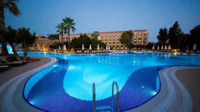 HORUS PARADISE LUXURY RESORT Pools & Beach