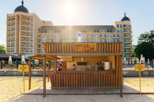 HOTEL ADMIRAL Bars