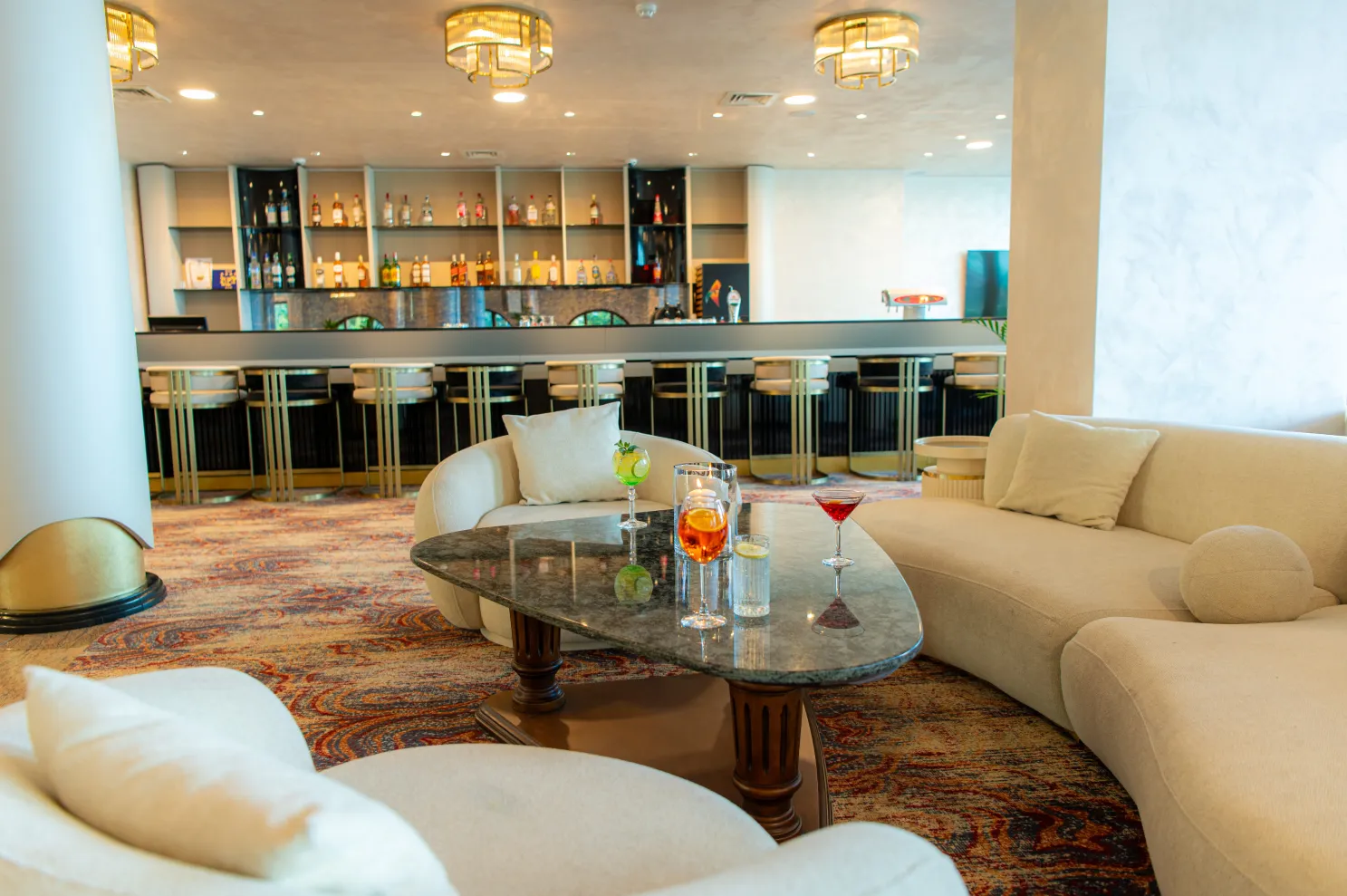 HOTEL ADMIRAL Bars
