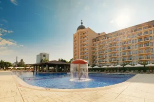 HOTEL ADMIRAL Pools & Beach
