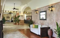 HOTEL ALBA Lobby