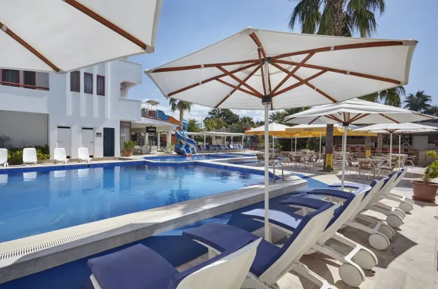 HOTEL BILLURCU Pools & Beach