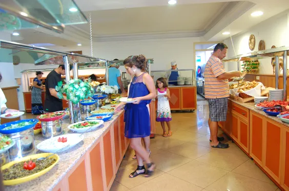 HOTEL BILLURCU Restaurants