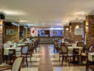 HOTEL HISSAR SPA COMPLEX Restaurants