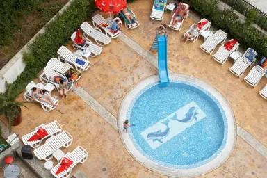 HOTEL KAMENEC KITEN Pools & Beach