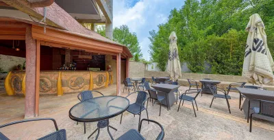 HOTEL KAMENEC KITEN Bars