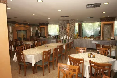 HOTEL KAMENEC KITEN Restaurants