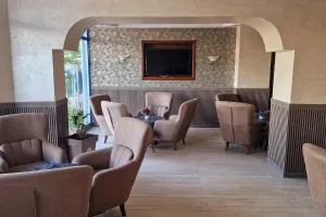 HOTEL KOTVA Lobby