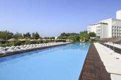 HOTEL SU Pools & Beach