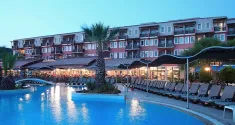 CLUB YALI RESORT Pools & Beach