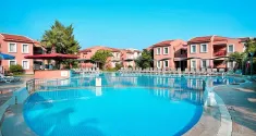 CLUB YALI RESORT Pools & Beach