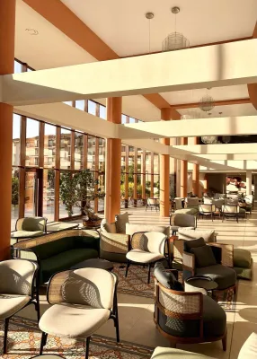 HVD CLUB HOTEL MIRAMAR Lobby