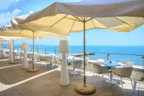 HVD NYMPHA HOTEL ADULTS ONLY 18+ Bars