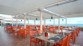 IC HOTELS SANTAI FAMILY RESORT Restaurants