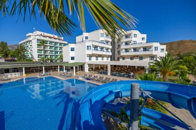 IDAS CLUB HOTEL Pools & Beach