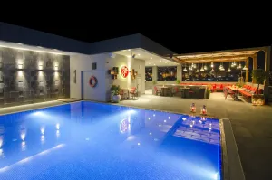 ILAYDA AVANTGARDE HOTEL Pools & Beach
