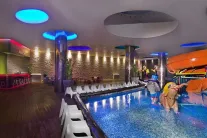 ILICA HOTEL SPA AND THERMAL RESORT Pools & Beach