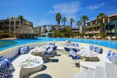 ILIO MARE HOTELS AND RESORTS Restaurants