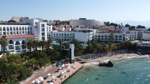 INFINITY BY YELKEN AQUAPARK AND RESORTS Pools & Beach
